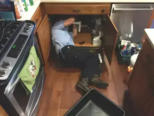 Leaking-Pipe-Repair--in-Bellerose-New-York-leaking-pipe-repair-bellerose-new-york.jpg-image